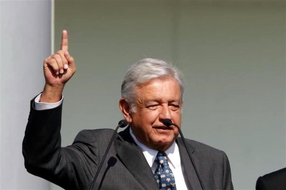 Decisiones de Lpez Obrador como cancelar el NAIM y hacer consultas pblicas han espantado a inversionistas extranjeros, public ayer WSJ.