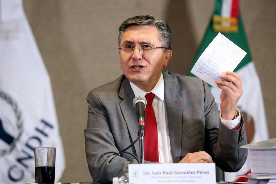 El Ombudsman Luis Ral Gonzlez Prez tuvo este ao ingresos por 4 millones 243 mil 164 pesos.