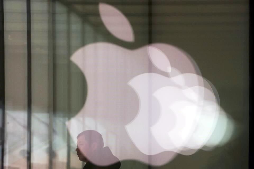 Estos 200 empleados supondrían el 4 por ciento de los alrededor de 5 mil trabajadores que la compañía emplea en el 'Proyecto Titan'.