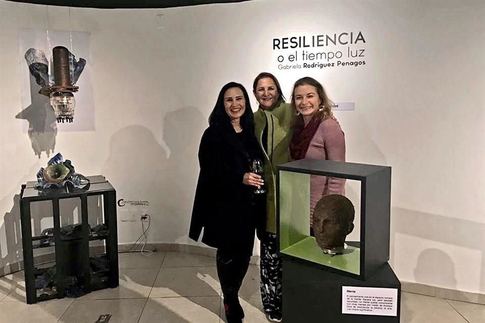 Martha Castro, Gabriela Rodrguez Penagos y Lillie Minor