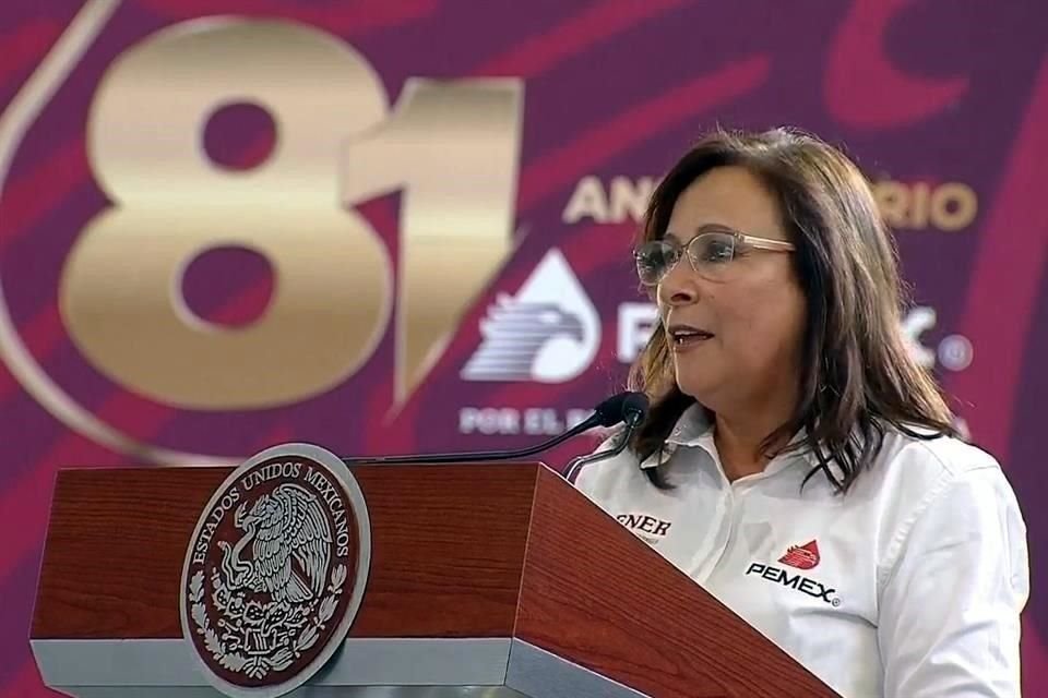 Rocío Nahle, titular de Sener, hizo el anuncio ante el Presidente en Tula.