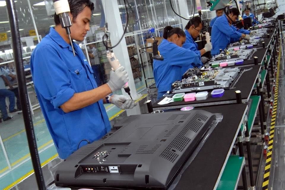 Expertos señalaron que Vietnam se está beneficiando más de la salida de empresas de China que México.
