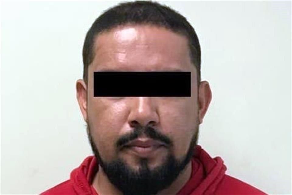 El ex mediocampista de Rayados fue presentado ante las autoridades tras su captura.