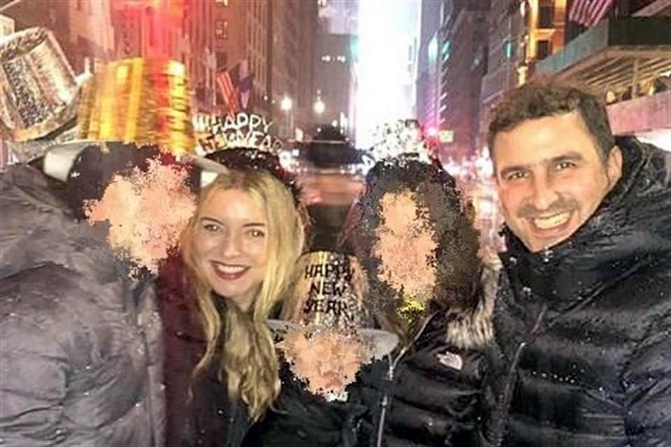 La familia de Gómez Casso pasó el Año Nuevo en el icónico Times Square, en Nueva York.