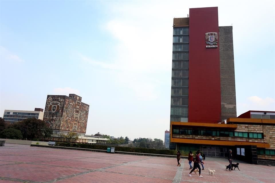 La Central de Estudiantes Universitarios de la UNAM propuso una serie de reformas a Andrs Manuel Lpez Obrador. 