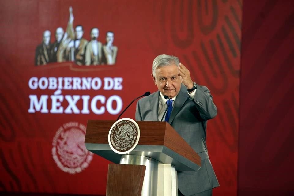 López Obrador dijo que cada 18 de julio realizará el homenaje a Juárez en Palacio Nacional. 