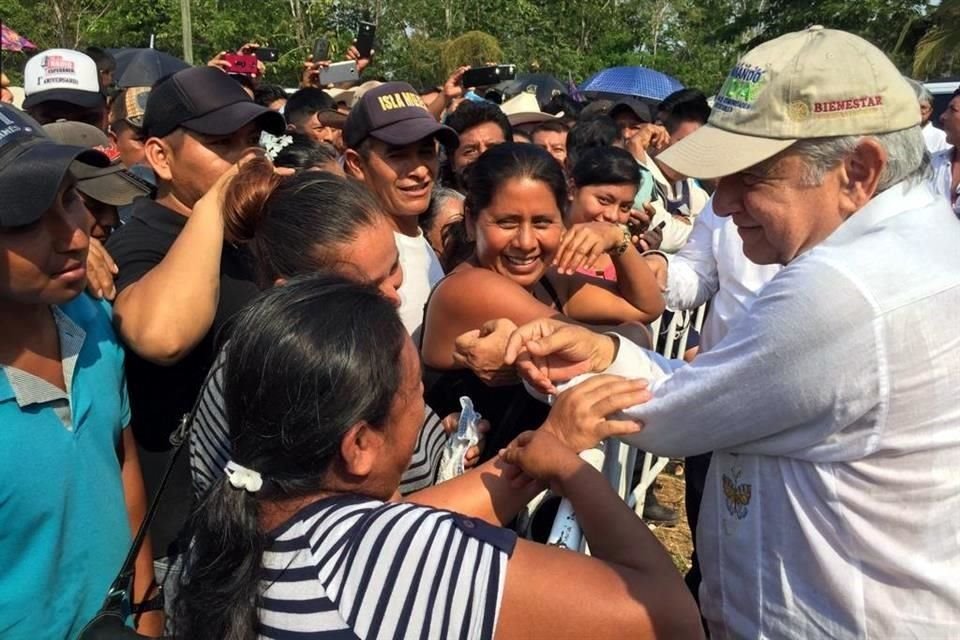 El Mandatario federal tuvo este  sábado actividades en Ocosingo, bastión del EZLN.