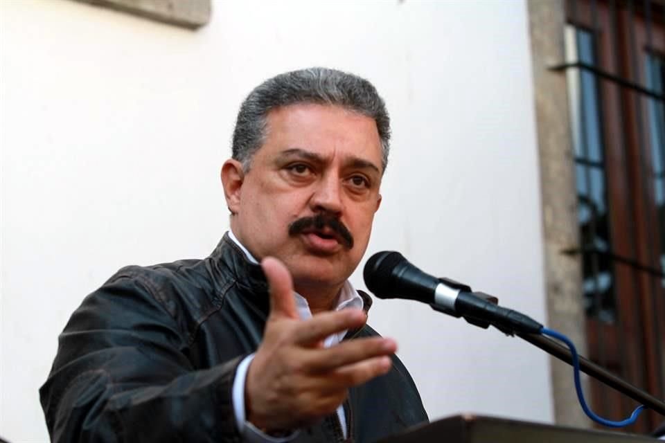 Carlos Lomelí, delegado federal en Jalisco, negó tener relación con la empresa Abisalud.
