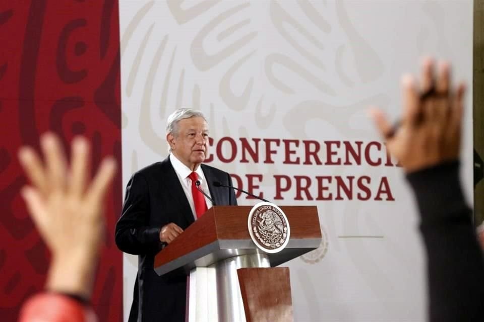 El Presidente en su conferencia de prensa en Palacio Nacional.