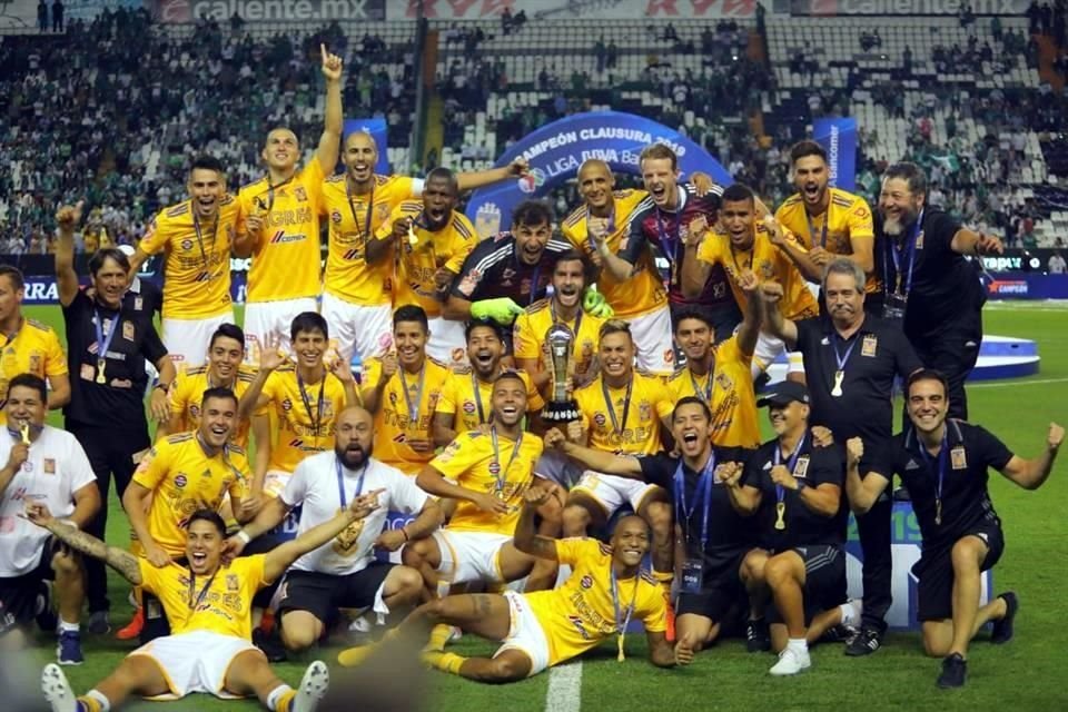 Tigres igualó a Pumas y León con siete estrellas en su escudo.