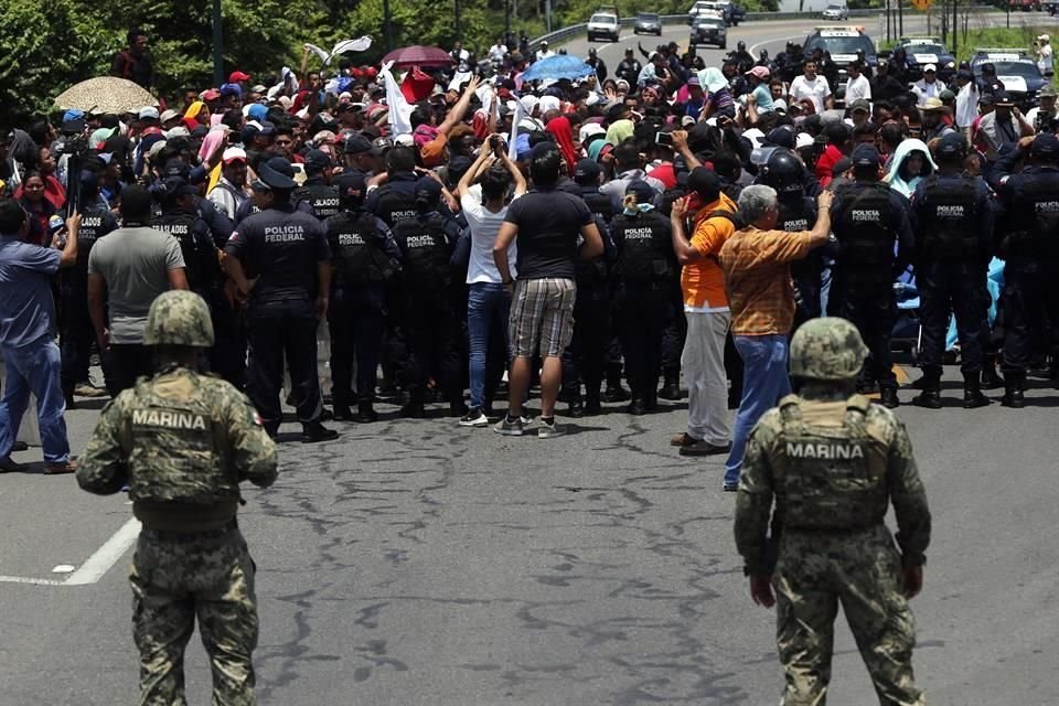 El Gobierno mexicano ofreció a migrantes sujetarse a las leyes vigentes y acogerse a procedimientos de regularización.
