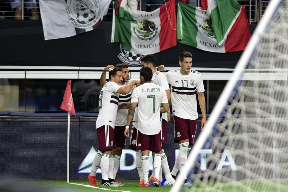 México tiene cuatro victorias en cuatro juegos con Gerardo Martino al mando.