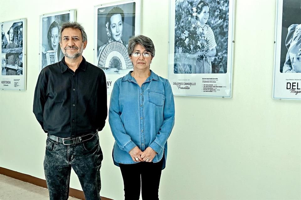 Rafael Aviña y Antonia Rojas fueron quienes supervisaron la muestra.