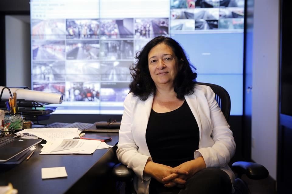 Florencia Serranía, directora general del Sistema de Transporte Colectivo (Metro).