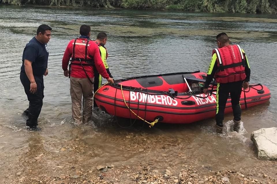Rescatistas localizaron dos cuerpos más, víctimas de la creciente que se registró ayer en el Cañón de la Lima, lo que suman 8 muertos.