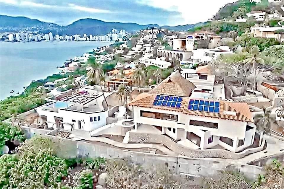 El abogado Juan Collado adquirió la residencia en Las Brisas, Acapulco, en 2015.
