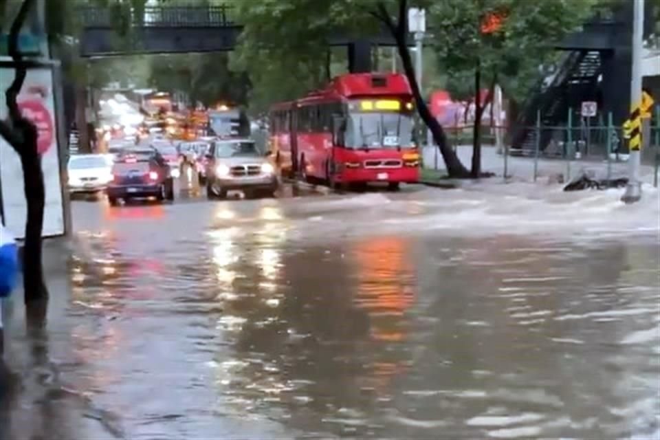 Las lluvias de ayer afectaron principalmente al sur de la Ciudad de México.