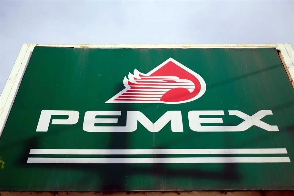 Pemex informó que en nuevo Contrato Colectivo se eliminaron viáticos a comisionados sindicales y otros apoyos para ahorrar mil 596.5 mdp.