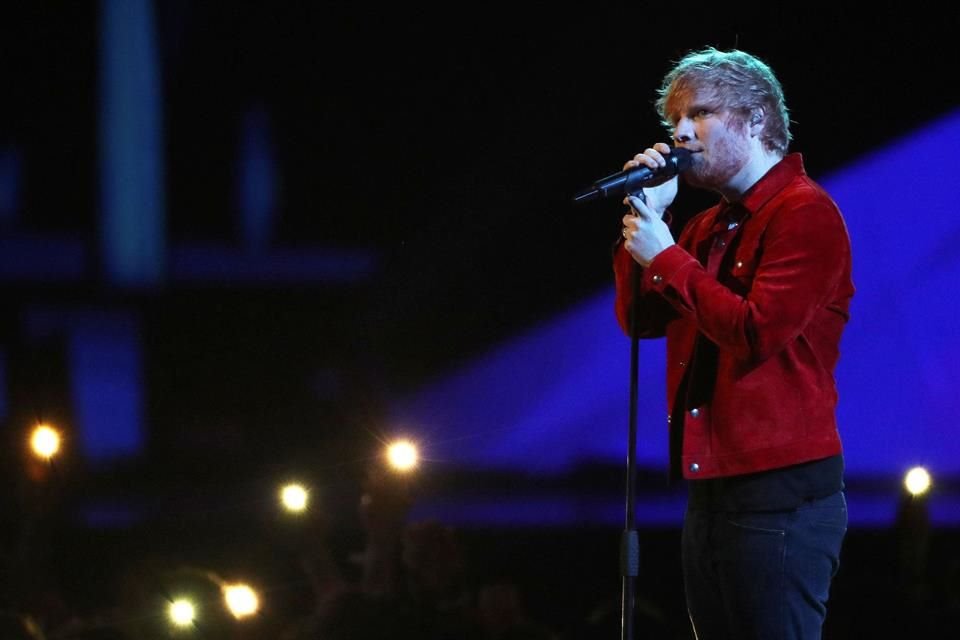 Sheeran registró el mayor número de oyentes mensuales en Spotify.