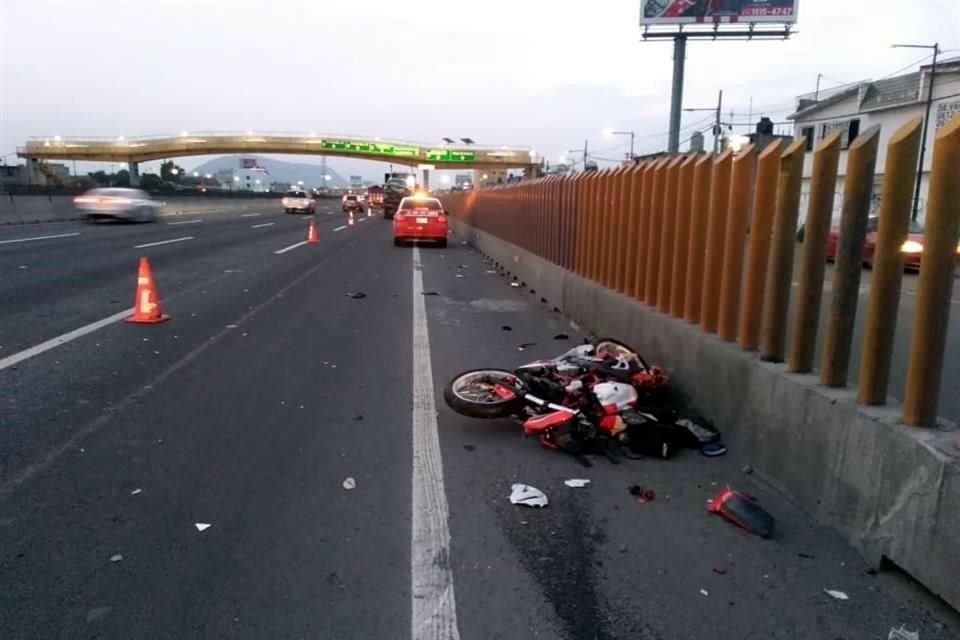 Un motociclista murió tras ser embestido por vehículo sobre la México-Puebla, a la altura de la Colonia Darío Martínez Primera Sección.