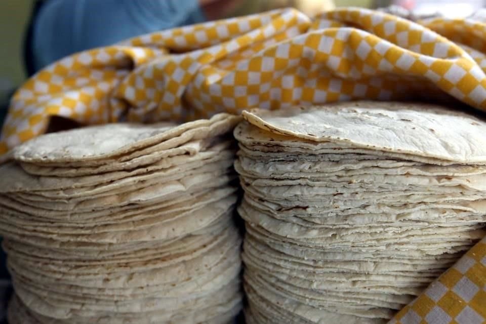 El 50.9 por ciento de las tortillerías a nivel nacional cobraron el kilo por encima del promedio, que es de 15.9 pesos.
