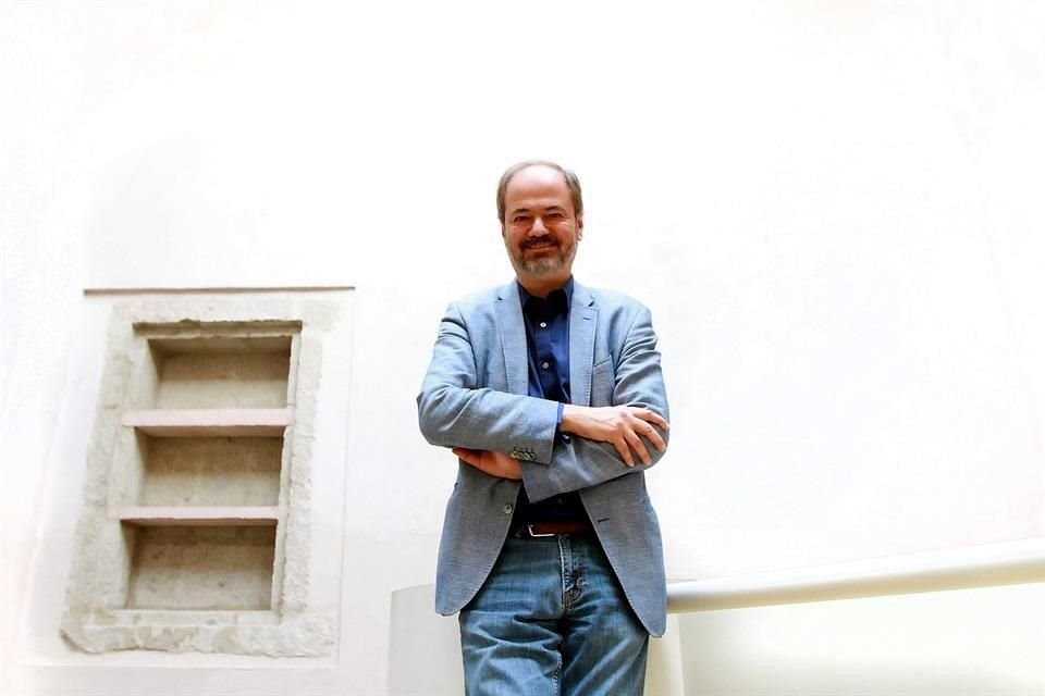 Juan Villoro fue galardonado en España con el Premio Liber 2019; recibirá el reconocimiento en octubre.