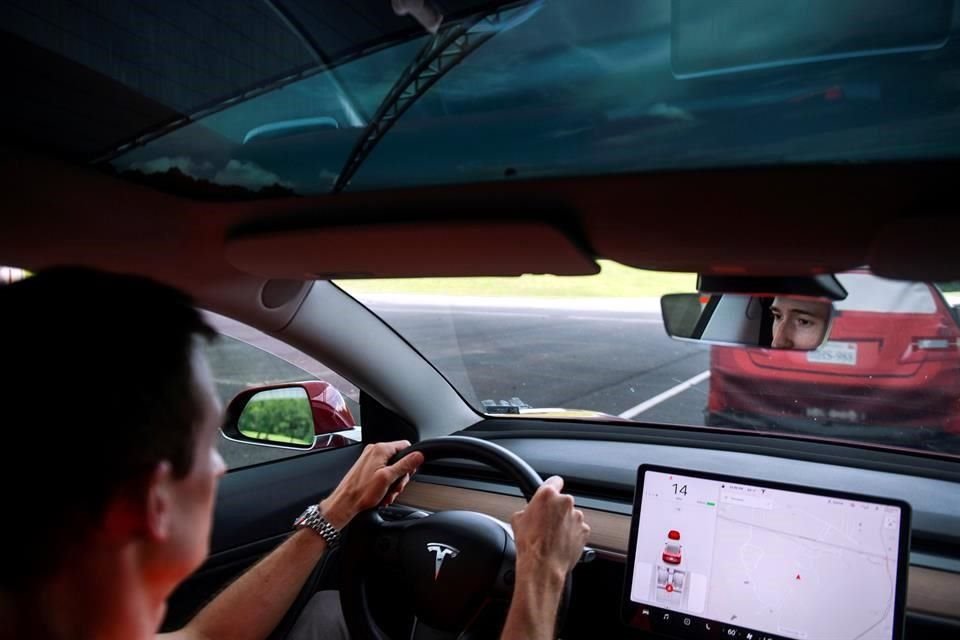 A principios de abril, la unidad de Tesla en Beijing dijo que las cámaras integradas en sus vehículos eléctricos no se activan fuera de América del Norte. 
