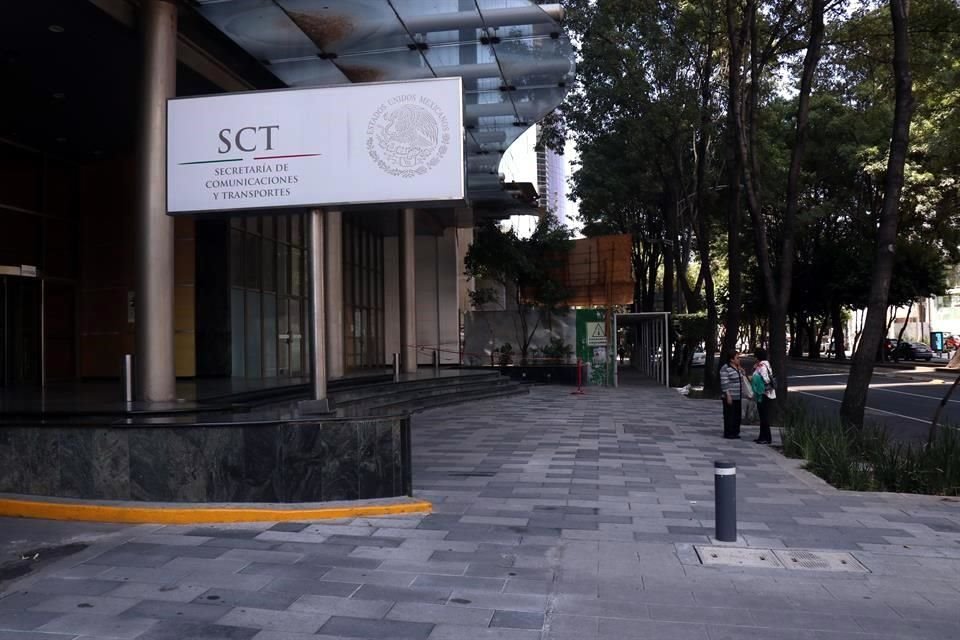 Las empresas o consorcios ganadores tendrán que vigilar 2 mil 937 sedes gubernamentales.