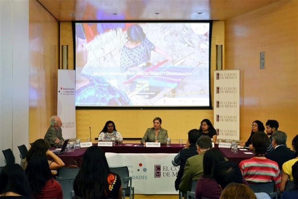 Las especialistas participaron en el seminario 'Mujeres indígenas, mercados de trabajo y discriminación'.