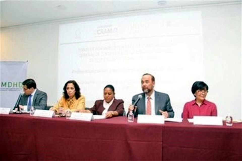 El director resaltó que la ANUIES está a favor de la transparencia y la rendición de cuentas.