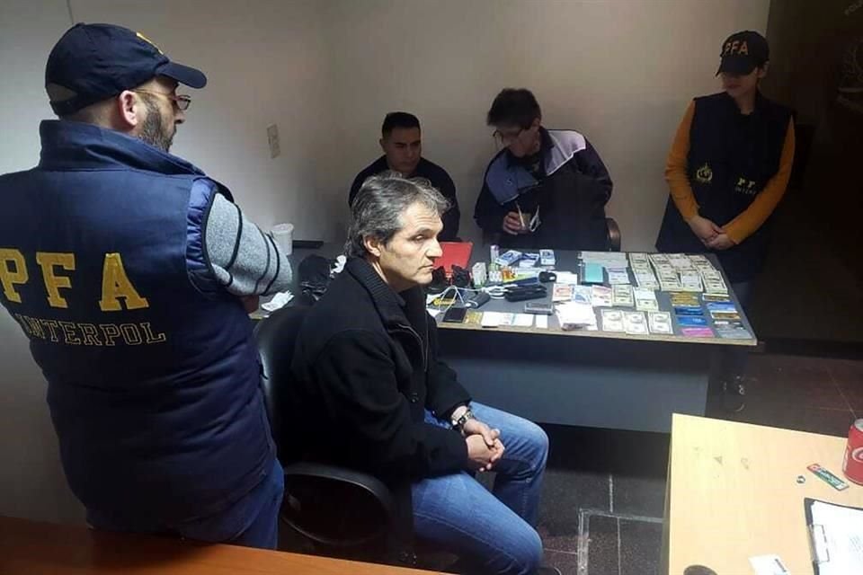 Carlos Ahumada, ex pareja de Rosario Robles, fue liberado ayer en Argentina, luego que la FGR solicitó su detención por presunta defraudación fiscal.