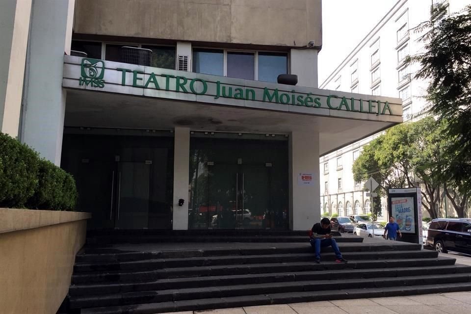 Teatro Juan Moisés Calleja.