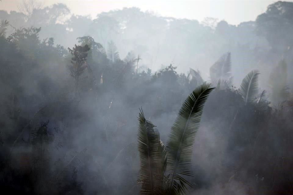 Fuego en Humaita, en el estado de Amazonas, Brasil.
