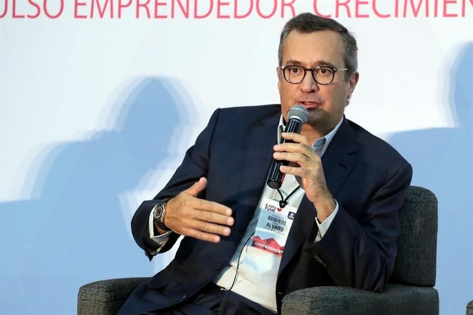 Alvaro Fernández Garza, director general de Alfa, sugirió cómo sobrellevar las épocas difíciles.