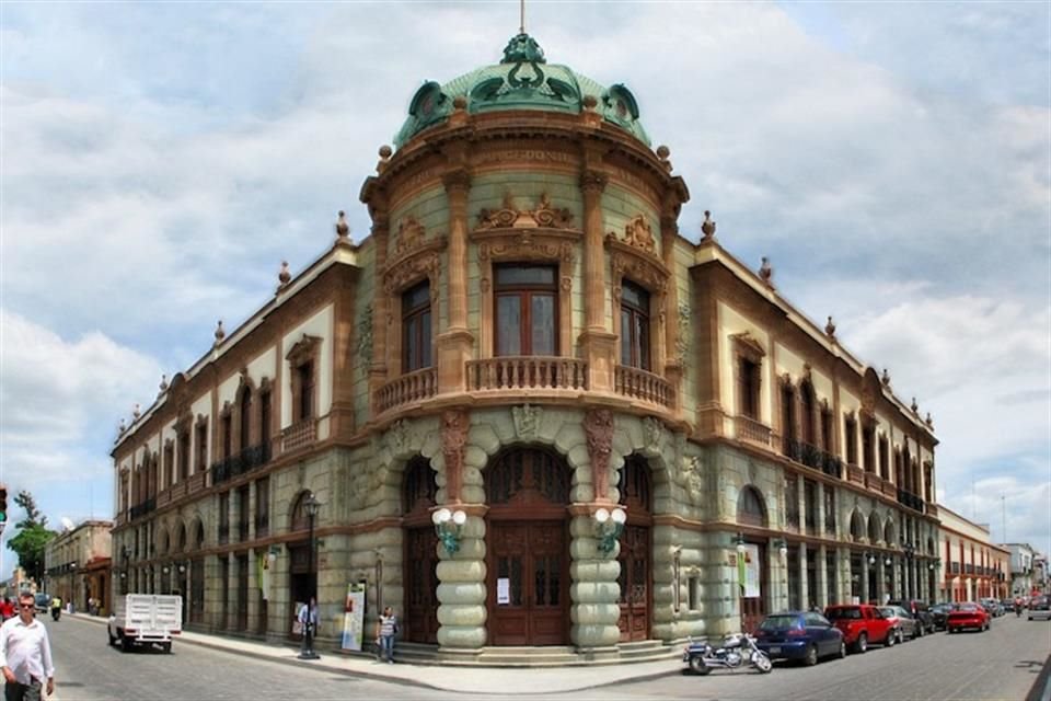 El Teatro Macedonio Alcalá en la capital oaxaqueña.