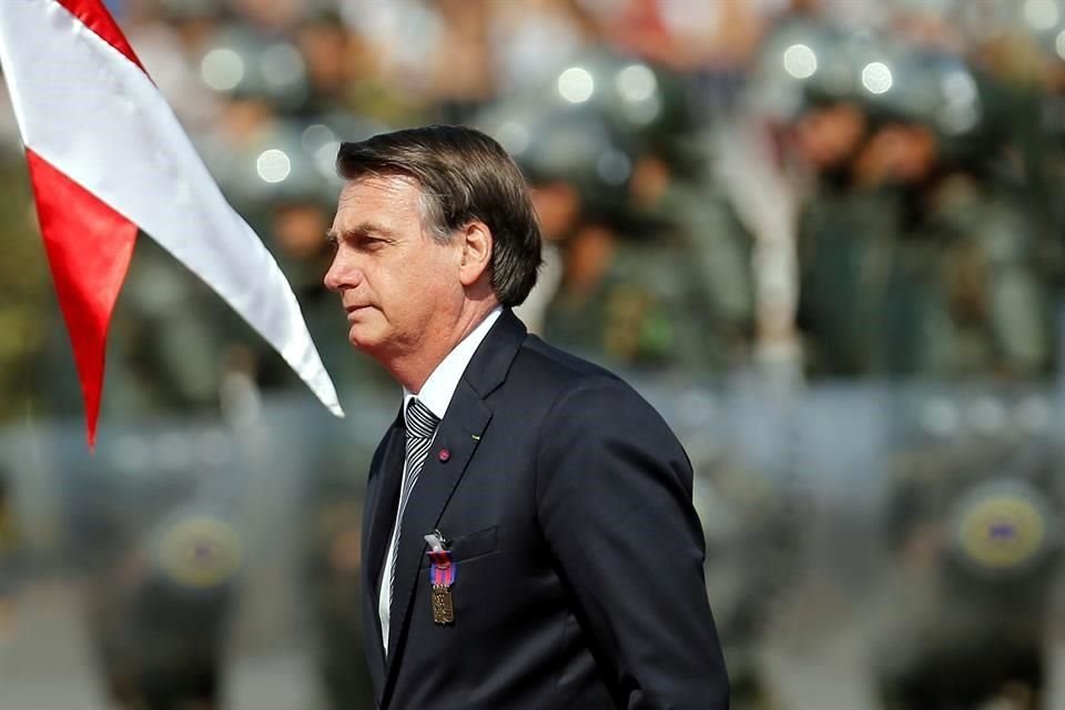 Bolsonaro aceptará los 20 mdd del G7 para combatir incendios del Amazonas sólo si su homólogo francés se retracta de llamarlo mentiroso.