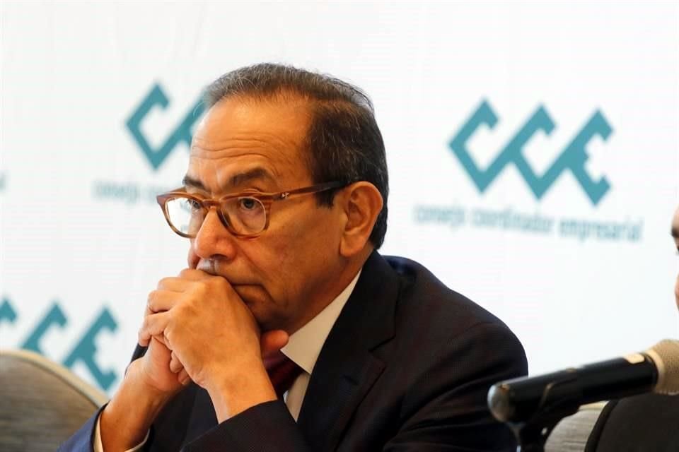 Carlos Salazar, presidente del CCE, consideró que en el decreto no se incluyeron algunas industrias consideradas como estratégicas para enfrentar la crisis.