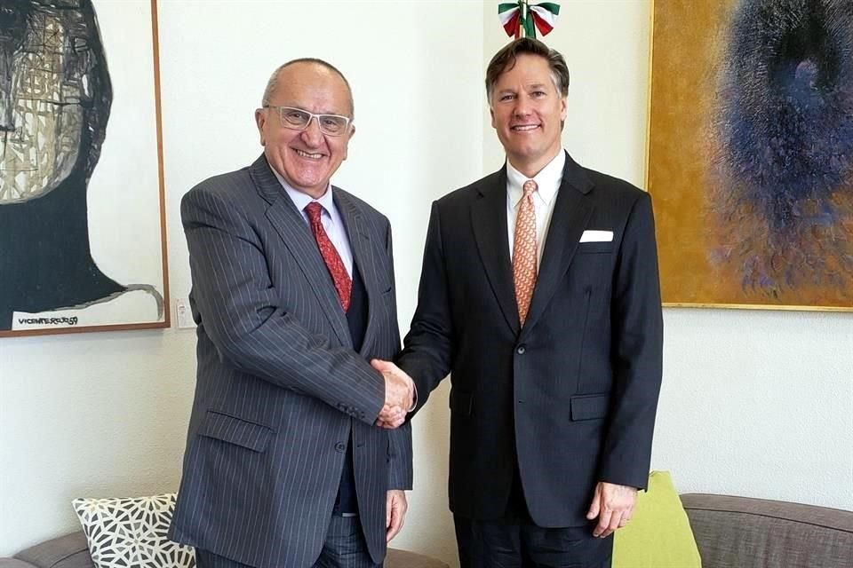 Seade informó que tuvo una amplia conversación con Landau en la sede de la dependencia, en la que estuvieron de acuerdo en que la relación entre México y EU es prioridad para ambos gobiernos.