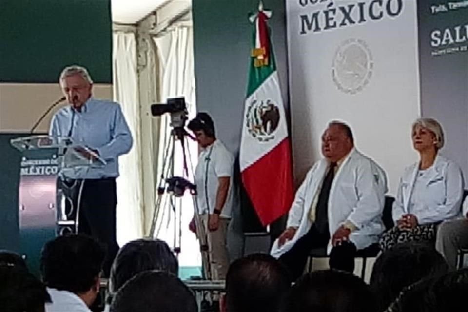 Ante el Gobernador panista Francisco García Cabeza de Vaca, López Obrador sostuvo que su Gobierno pretende recuperar a los jóvenes de las redes del crimen.