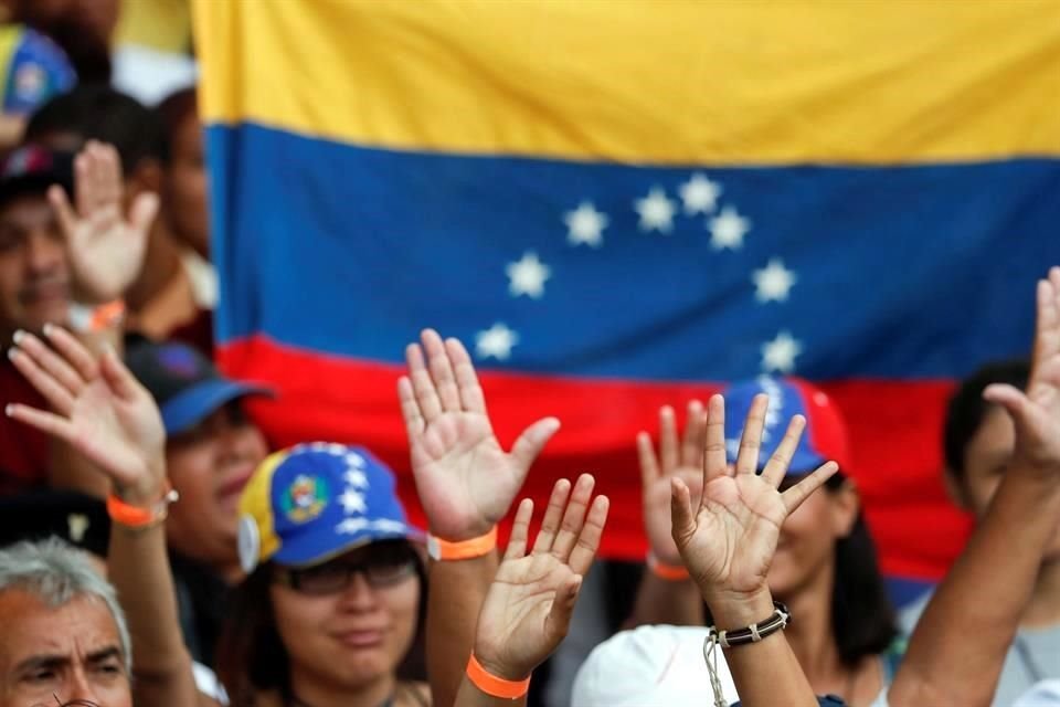 Manifestantes antichavistas se manifiestan contra Nicols Maduro, en julio pasado.