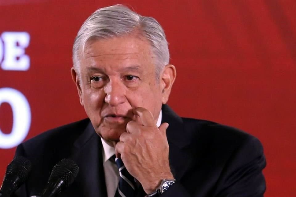 López Obrador en conferencia en Palacio Nacional.