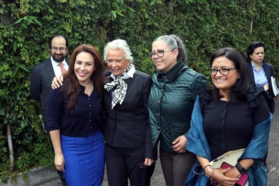 Las legisladores se reunieron con la Secretaria de Gobernación, Olga Sánchez Cordero.