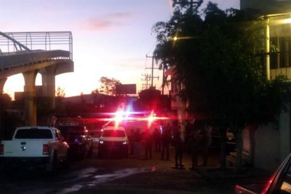 Seis personas fueron asesinadas por un grupo armado en una casa en la Colonia Antonio Barona de Cuernavaca.