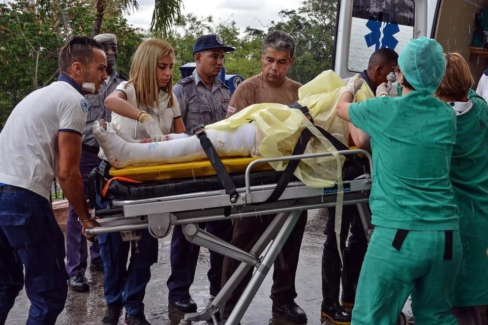 Cuba confirmó 'tras momentos de imprecisión' que mayoría de pasajeros de avión desplomado son de ese país, salvo 5 extranjeros y tripulación.