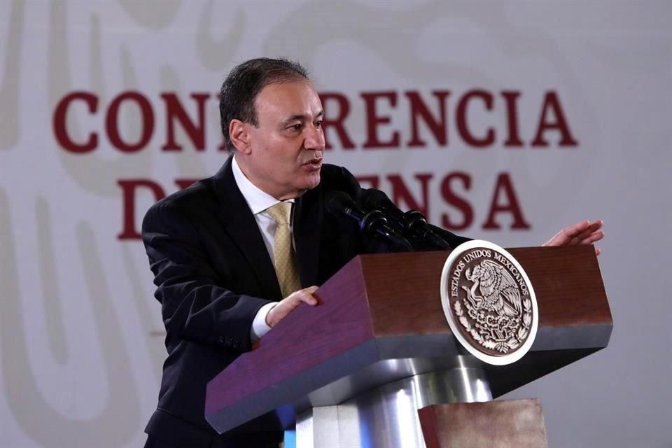 Alfonso Durazo, Secretario de Seguridad, en conferencia en Palacio Nacional.