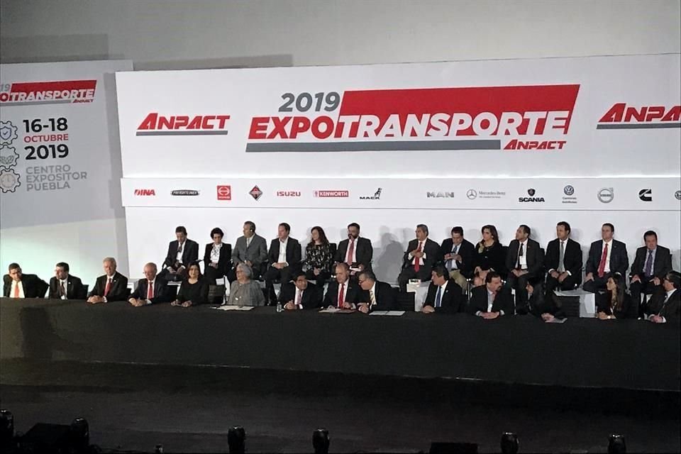 Hoy se inauguró la ExpoTransporte 2019 de la ANPACT en Puebla.