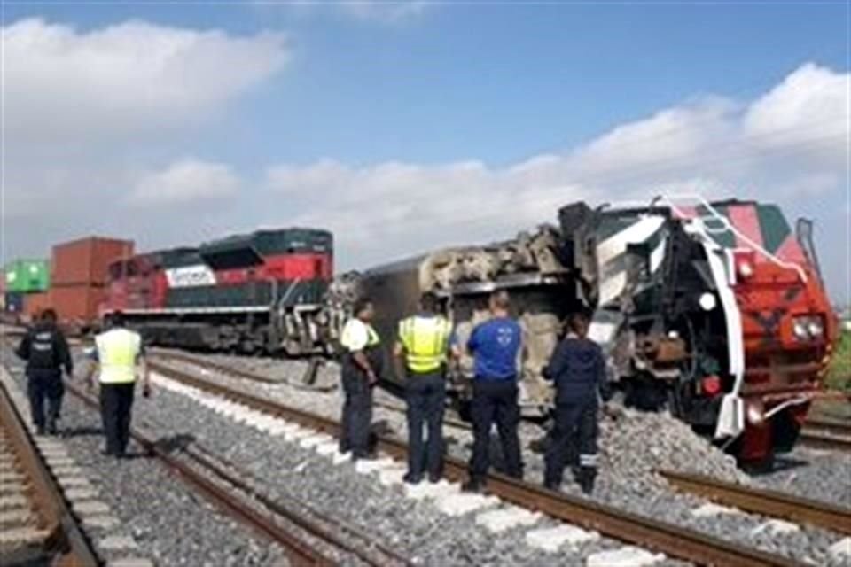 Ferromex informó que una de sus locomotoras se descarriló en Querétaro por un 'acto de vandalismo', luego que una pieza de cambio de vía fue robada.