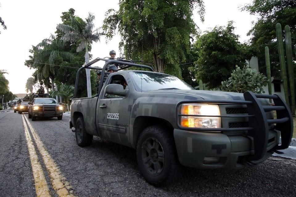 Ya suman 417 elementos militares que llegan a Culiacán para integrarse a labores de seguridad preventiva y de protección.