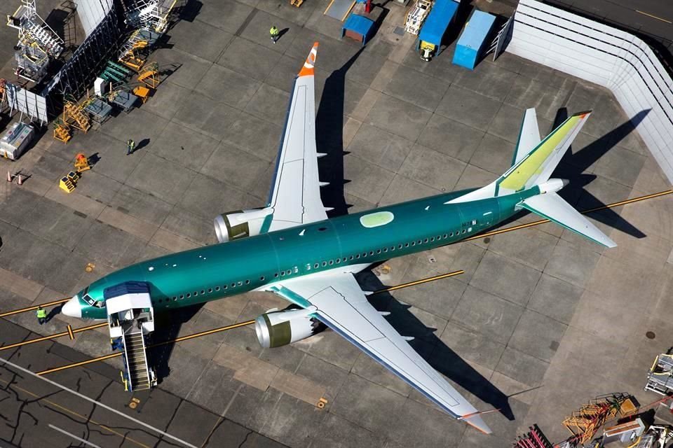 Cada vez se ve más lejana la posibilidad de que el 737 MAX vuelva a operar.