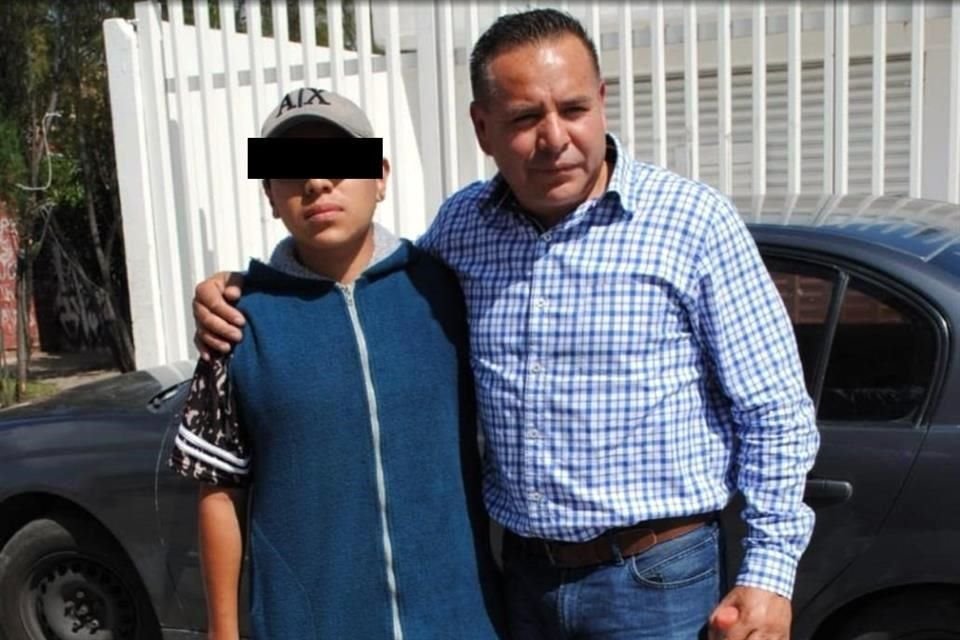 Autoridades del Estado de México investigan a dos jóvenes como los agresores del Alcalde de Valle de Chalco, Francisco Tenorio.